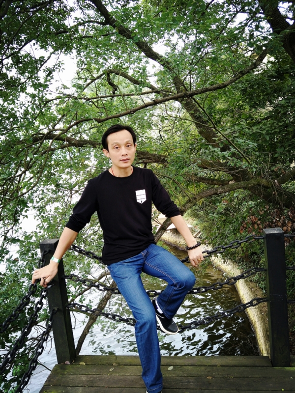 易进的第一张照片--湘潭认干亲服务网